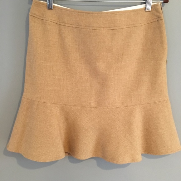 GAP Dresses & Skirts - Camel color wool flouncy mini skirt from gap. NWT